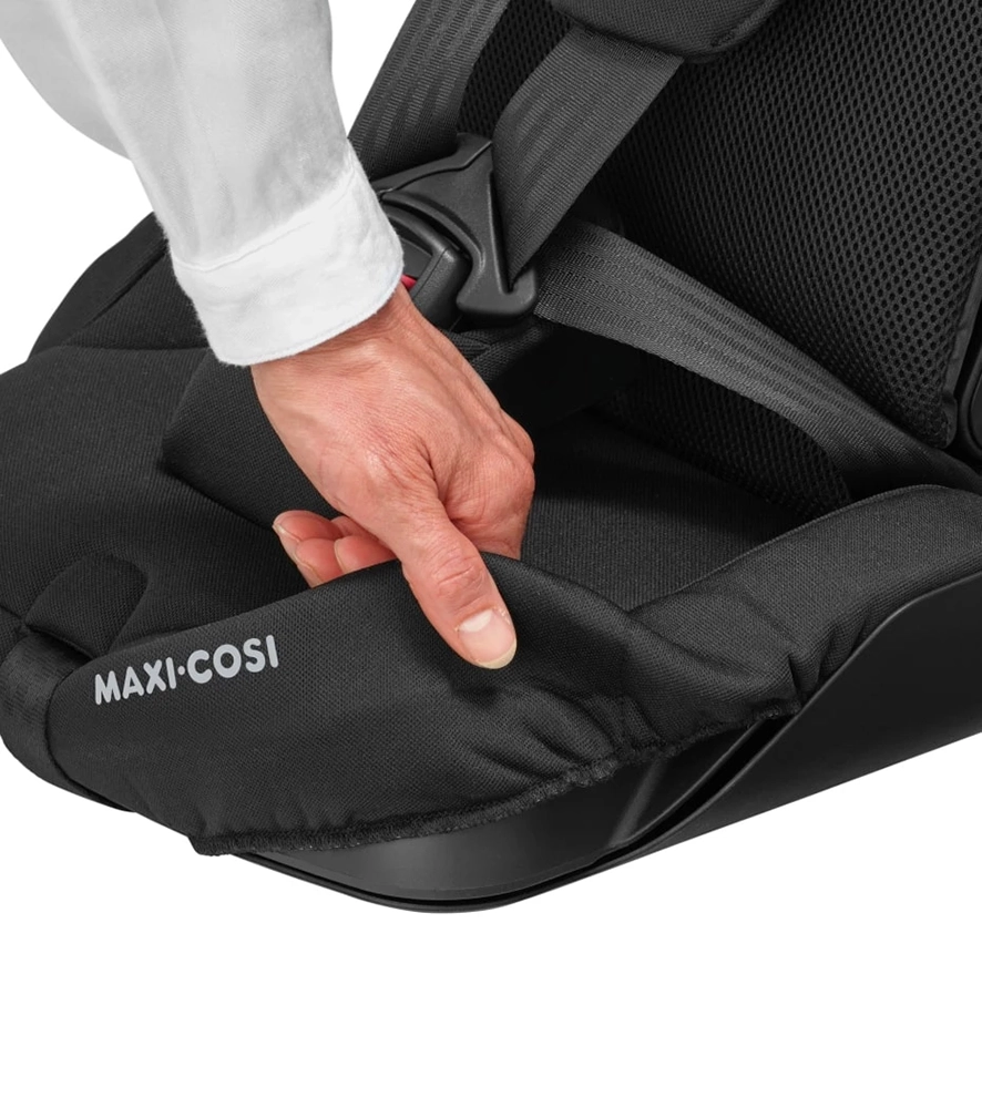 автокрісло Maxi-Cosi Nomad Plus Authentic Black