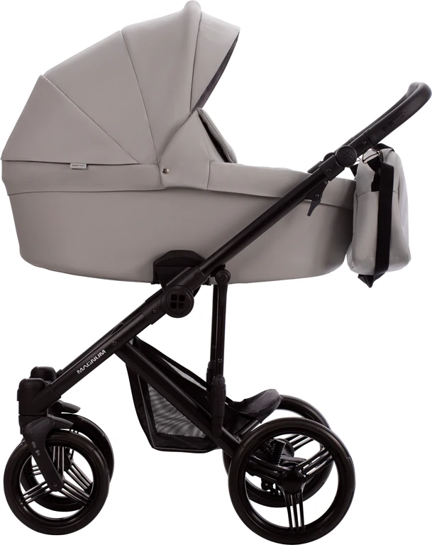 Коляска 2 в 1 Bebetto Magnum Light PRO (03) светло-серый