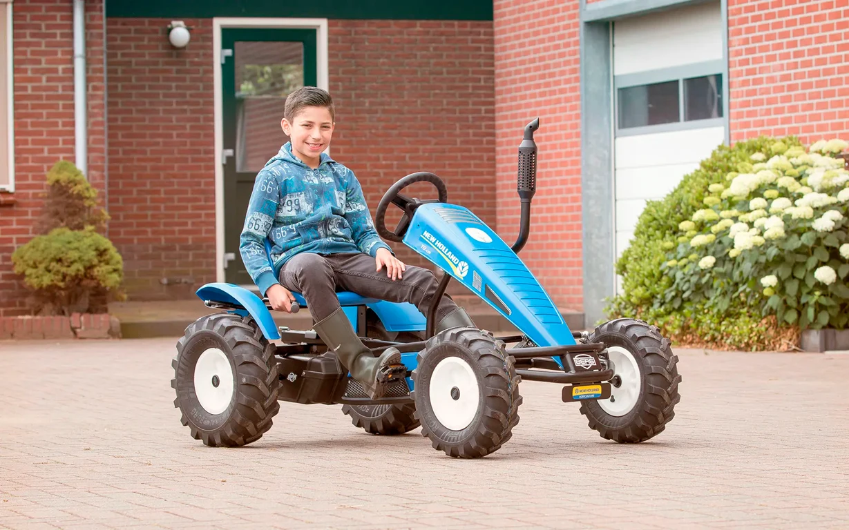 Веломобиль Berg New Holland BFR (07.50.00.01+07.55.00.08)