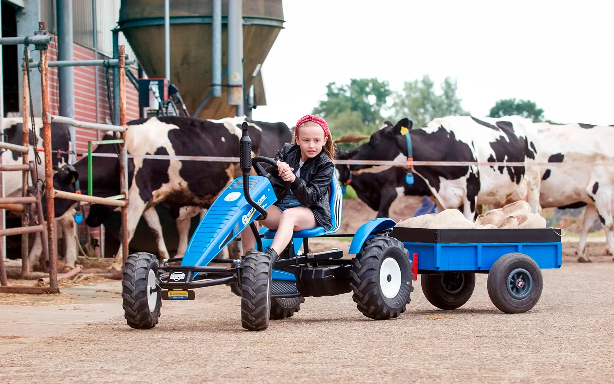 Веломобиль Berg New Holland BFR (07.50.00.01+07.55.00.08)