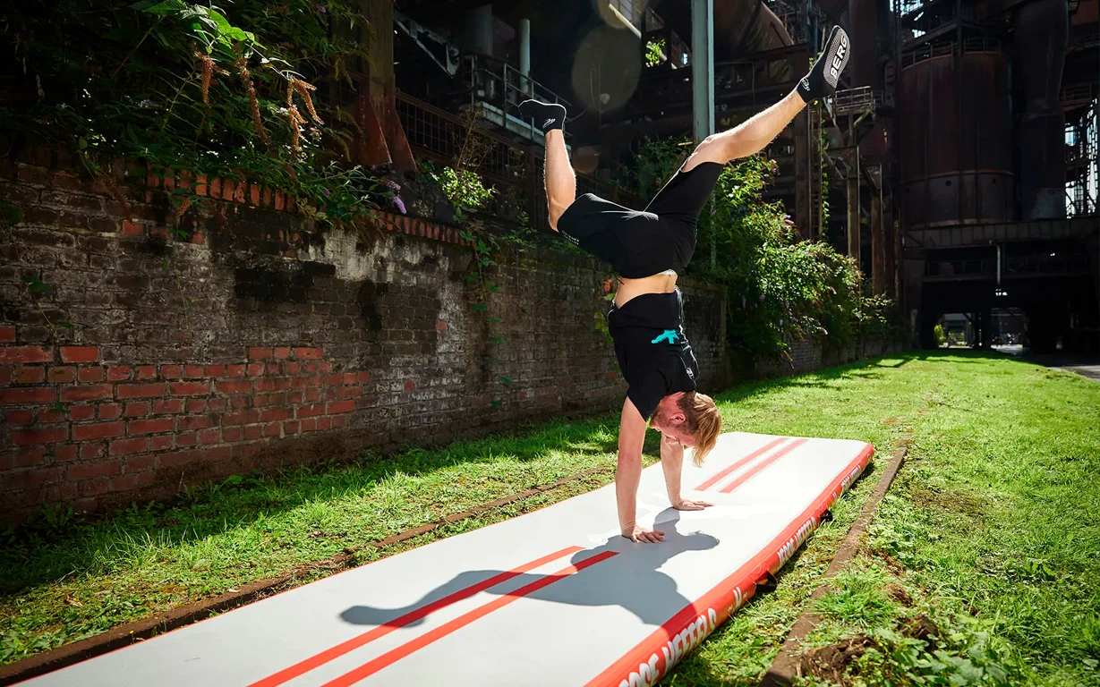 Батут Berg x Jesse Heffels AirTrack Home 500