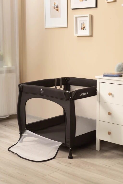 Манеж Caretero Quadra Black