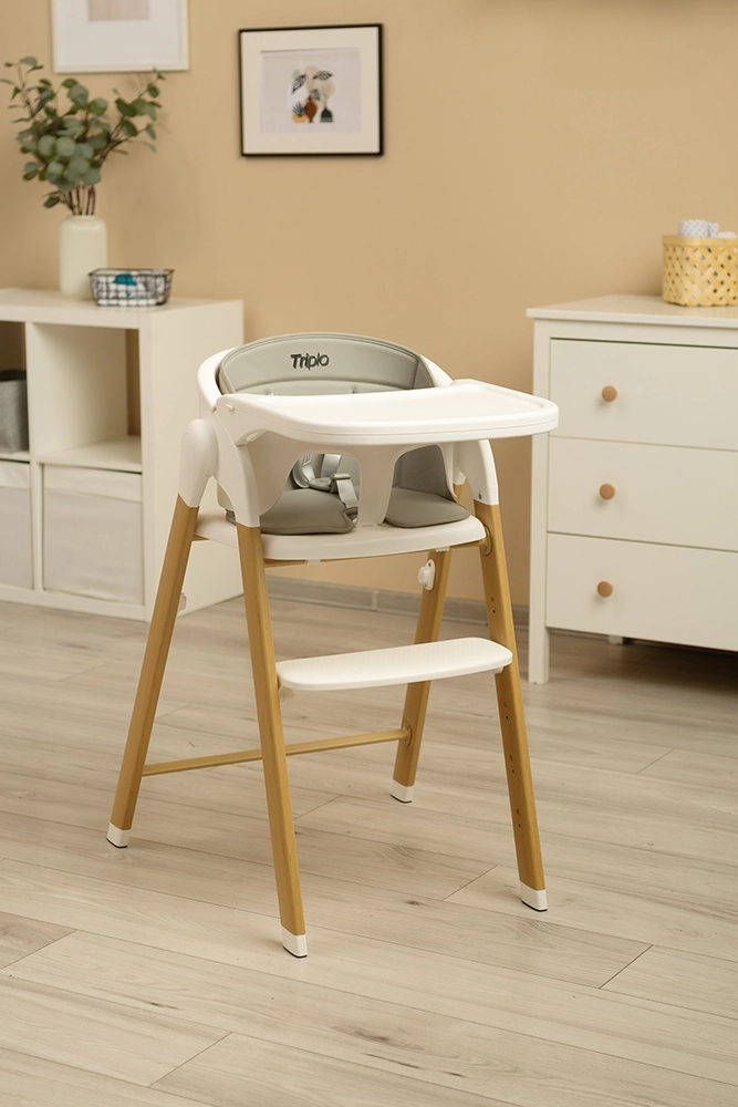 Стільчик для годування 3 в 1 Caretero Triplo Grey