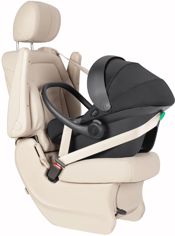 Автокрісло Carrello Nova CRL-16101/2 Black Line i-Size 40-87см ISOFIX
