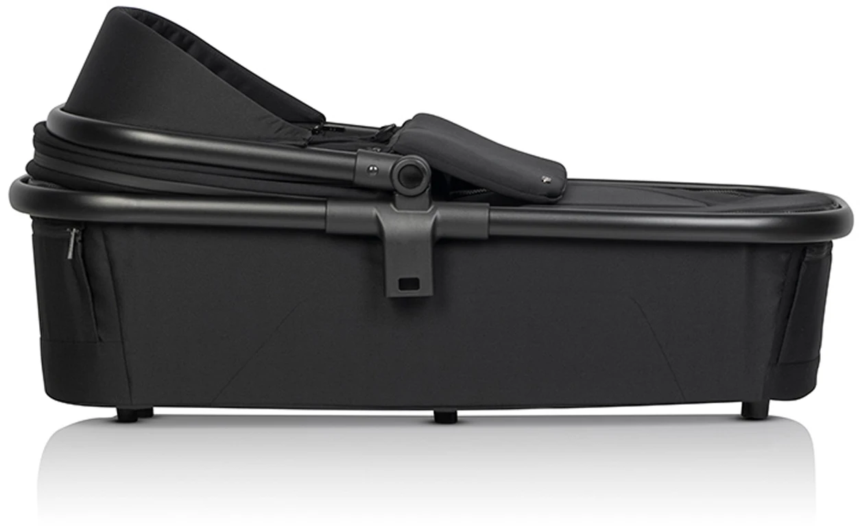 Коляска 2 в 1 EasyGo Giro 9023-EGG-02, Ebony Black