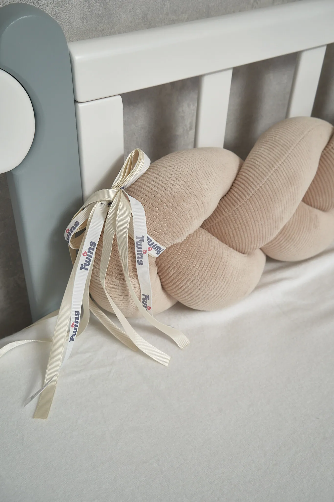 Бампер - косичка Twins 3-х прядна 200 см Ego 2020-K3-200E02, beige