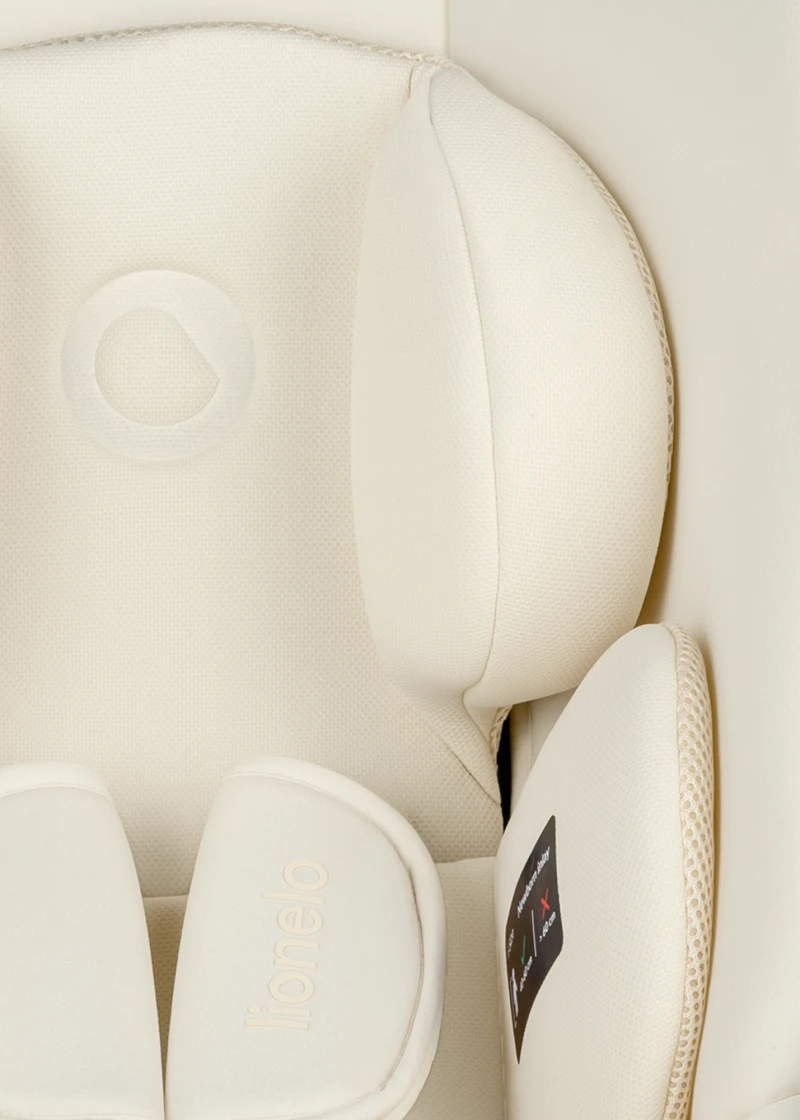 Автокрісло Lionelo Astrid i-Size Beige Cream
