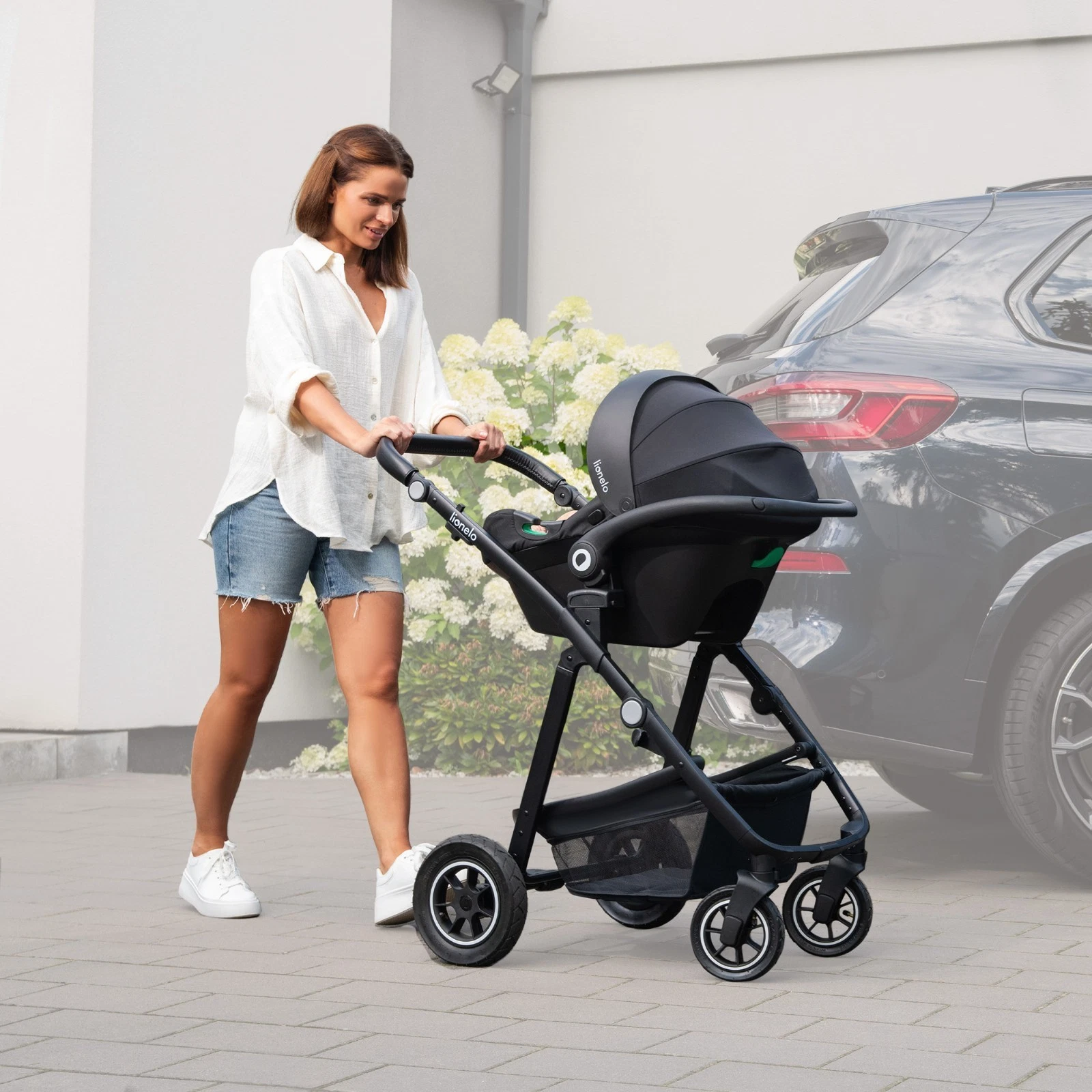 Автокрісло Lionelo Astrid i-Size BLACK ONYX