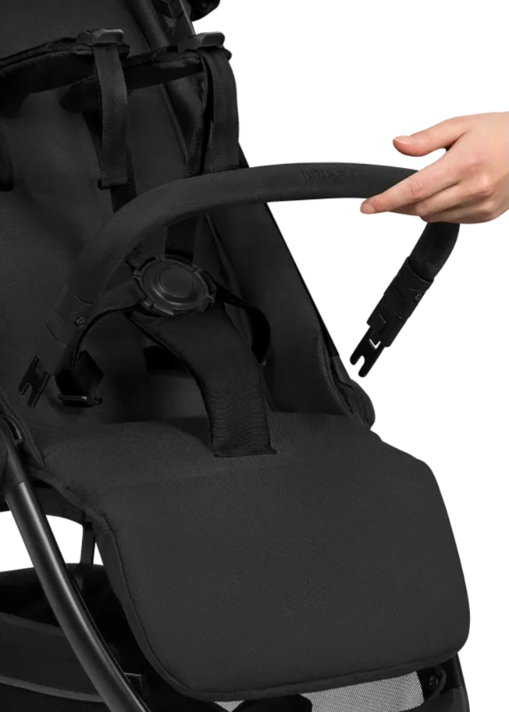 Коляска дитяча Lionelo Julie Air Black Onyx