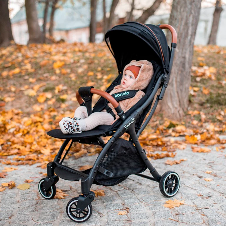 Прогулянкова коляска Lionelo Julie One Beige Sand