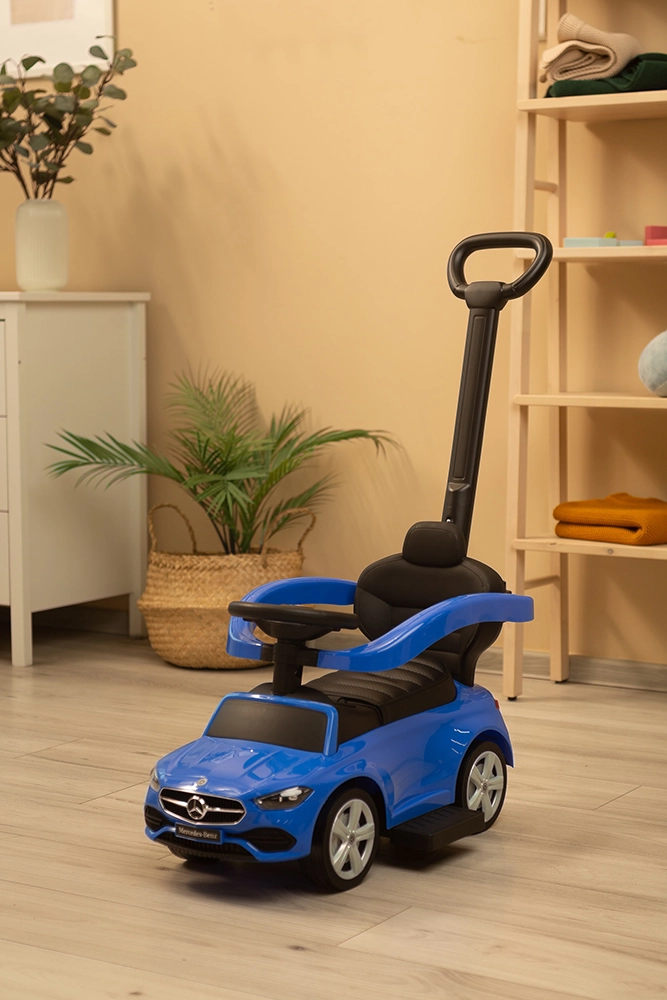 Машинка для катання Caretero (Toyz) Mercedes C-CLASS з батьківською ручкою Blue