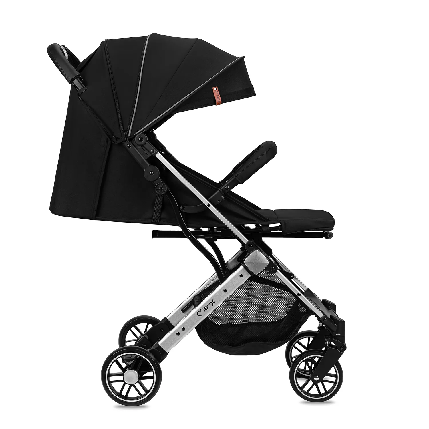 Коляска дитяча MoMi ESTELLE LIGHT Black-Silver