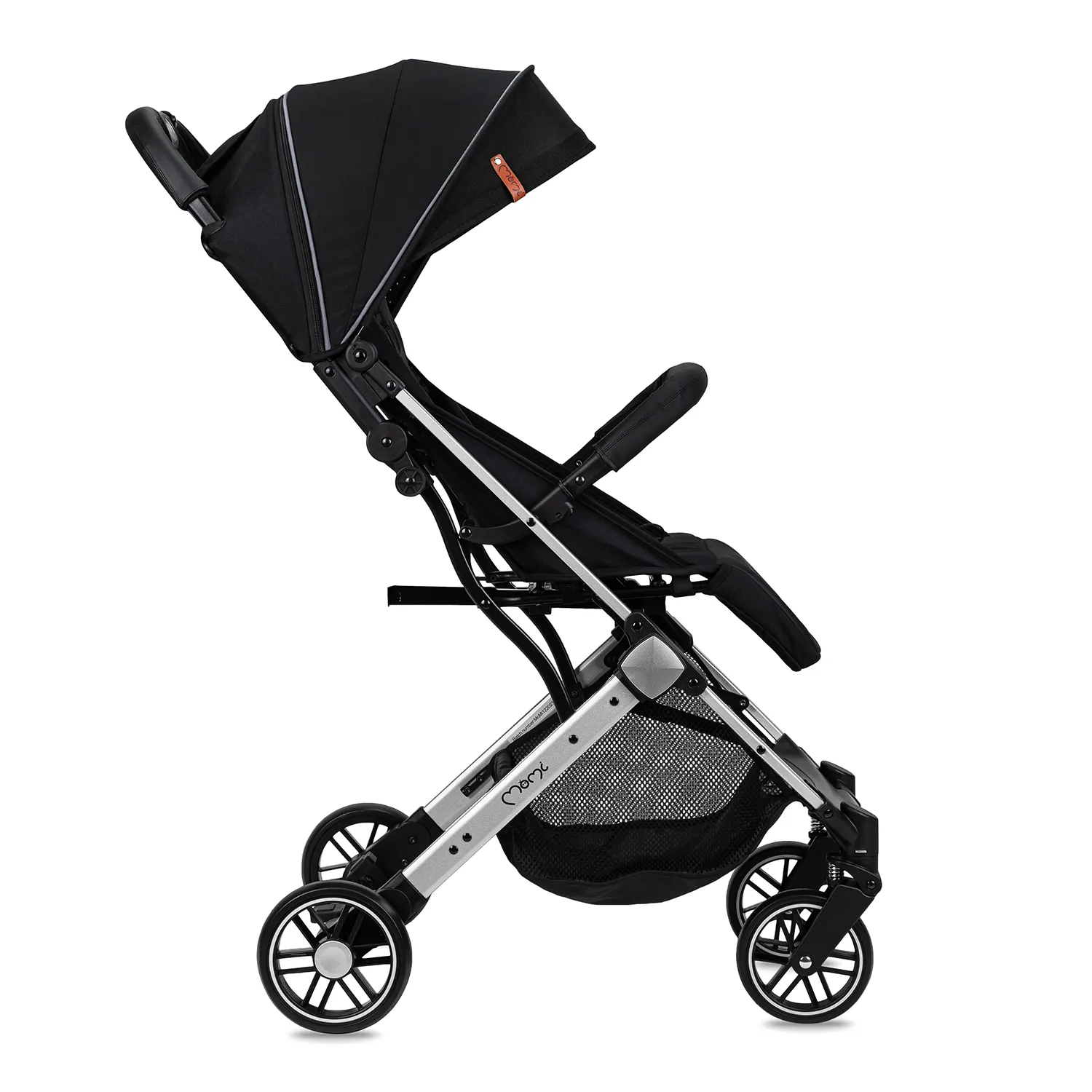 Коляска дитяча MoMi ESTELLE LIGHT Black-Silver