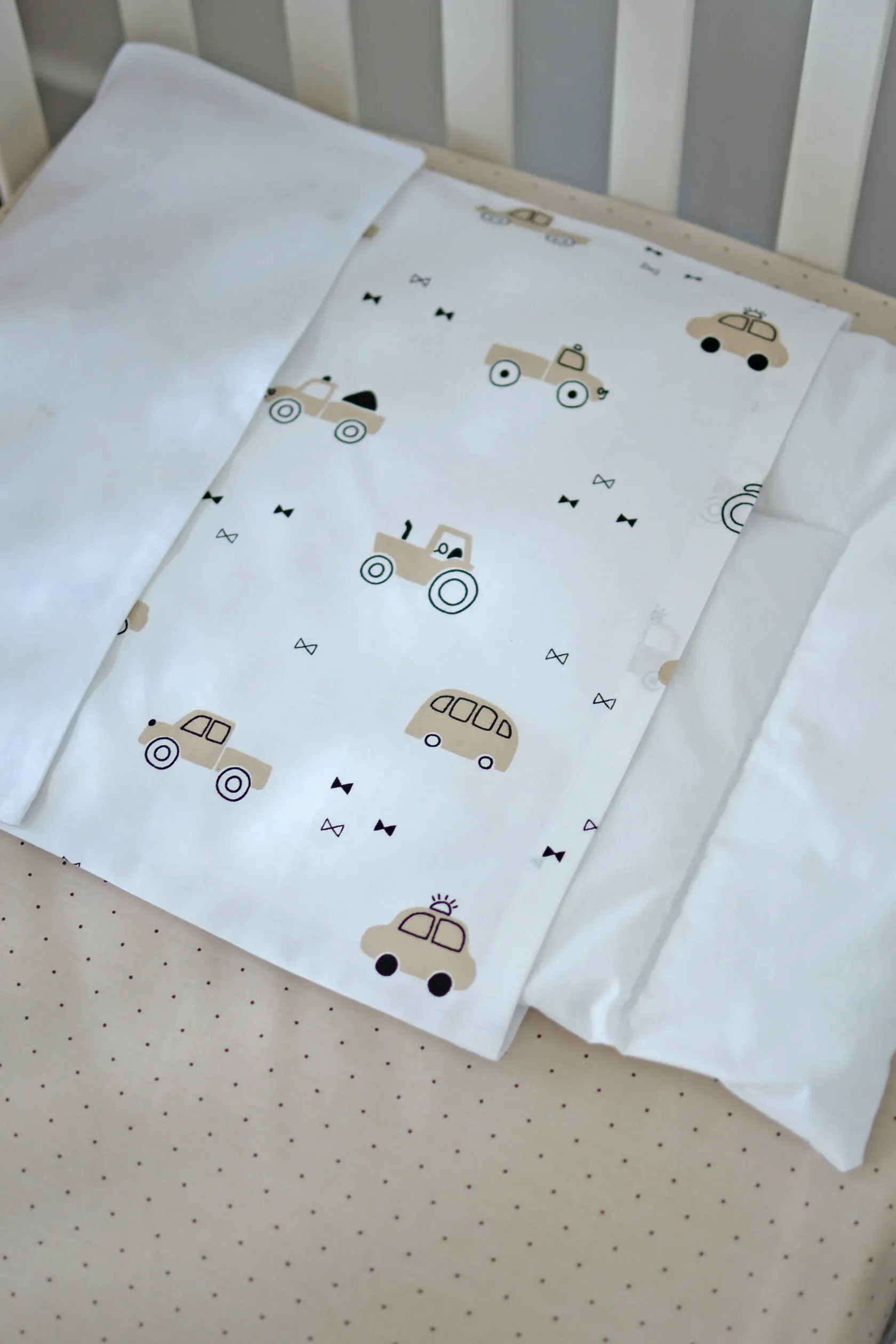 Змінна постіль Baby Veres Бежеві машинки (3од.)