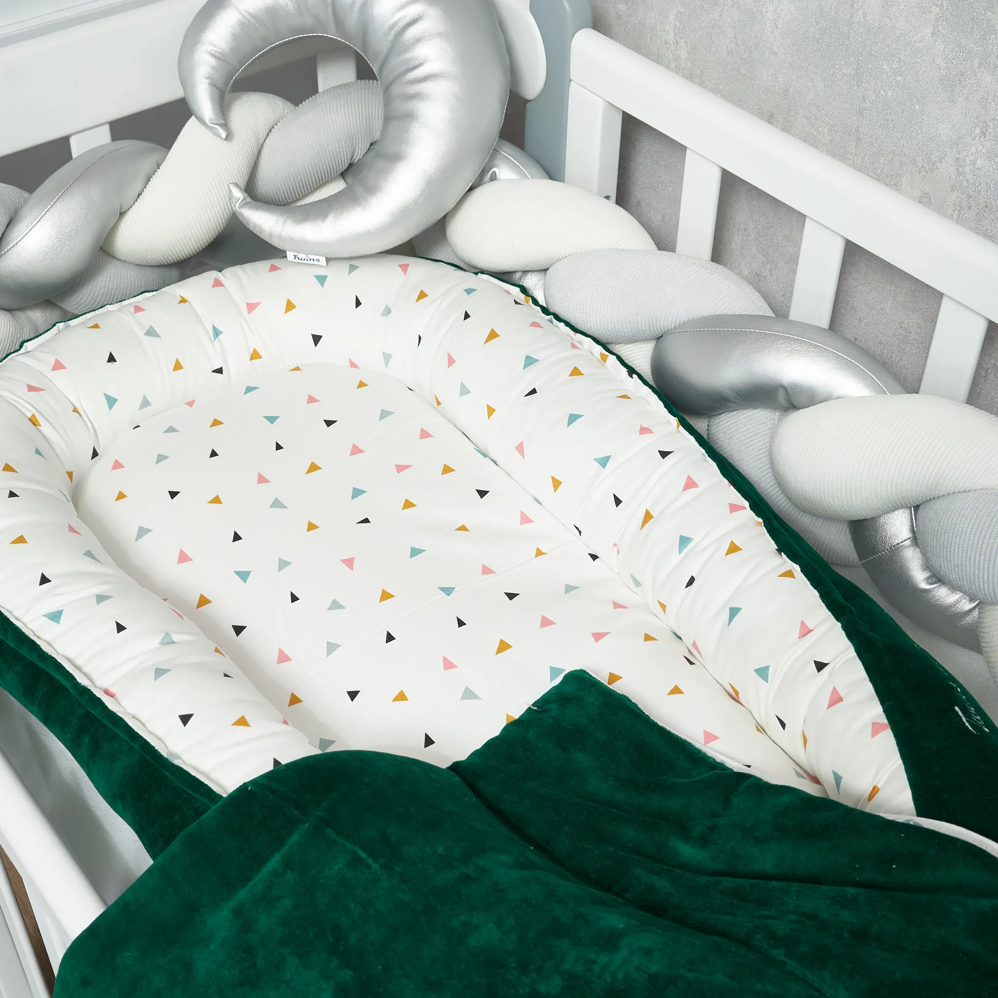 Кокон-позиціонер Twins Dreams 9030-KPTD-106, emerald